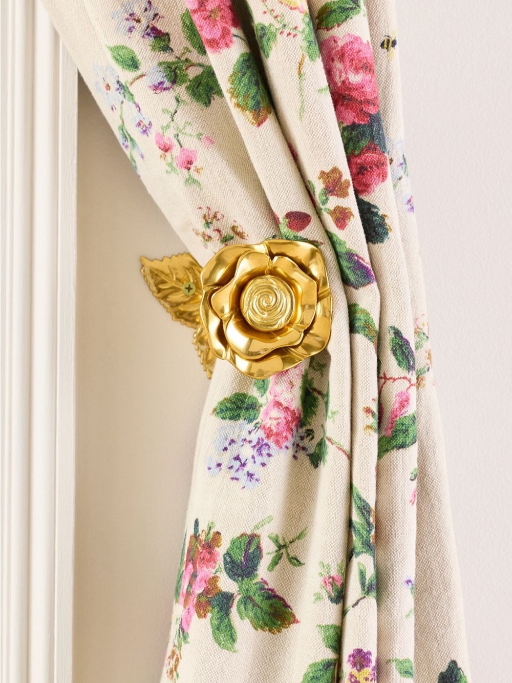 NIB| Brass Rose Tieback